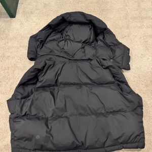 Lululemon puffer cropped vest